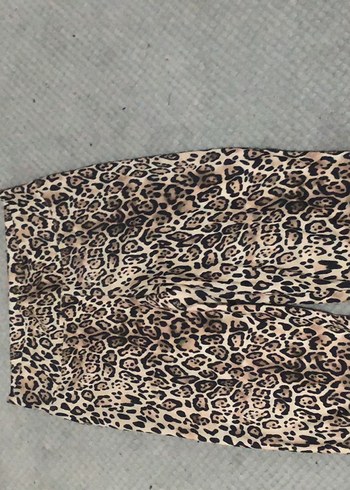 Kahverengi Leopar Desenli Kadın tayt - Görsel 3