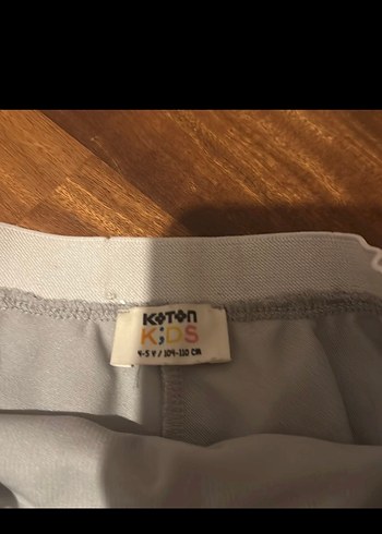 Koton Kız Çocuk Gri Simli Nakışlı Etek - Görsel 4