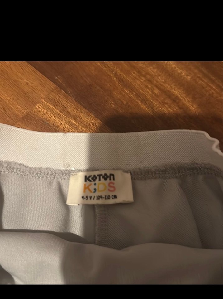 Koton Kız Çocuk Gri Simli Nakışlı Etek - Görsel 4