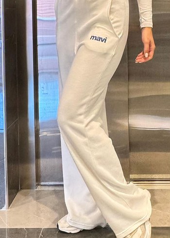 Mavi Beyaz Rahat Kesim Kadın Eşofman Altı - Görsel 3