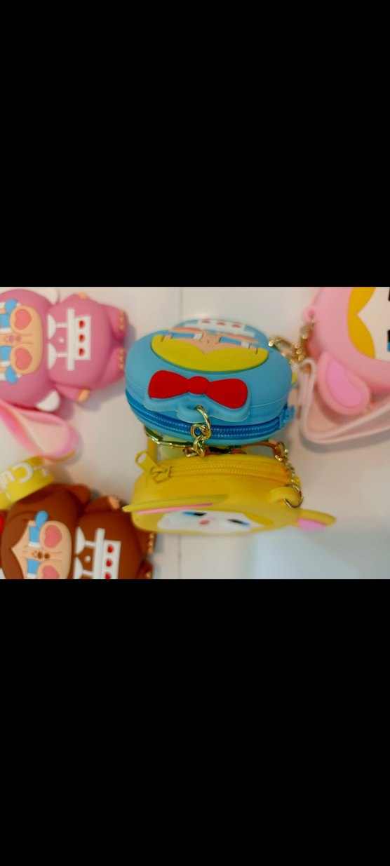 cry baby    Fermuarlı Anahtarlık - Görsel 3