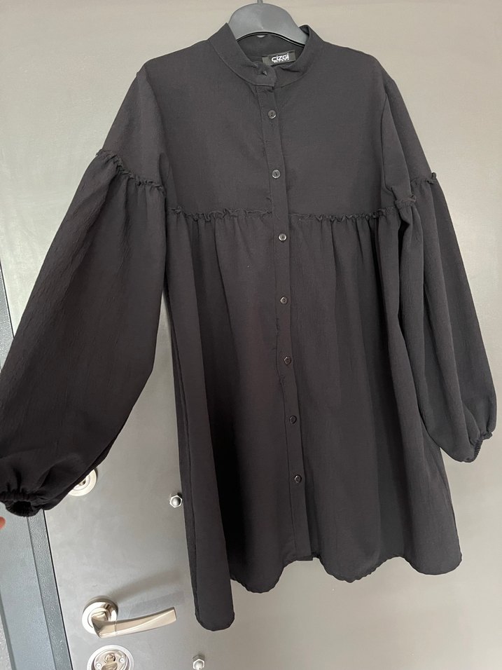 Düğmeli Siyah Midi Uzun Kollu Keten Tunik - Görsel 2