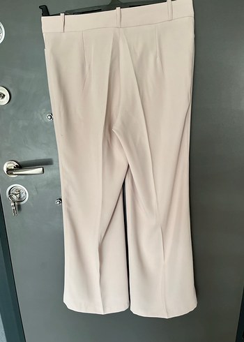 Bej Kadın Kumaş Pantolon, Midi Boy, Pilili - Görsel 3