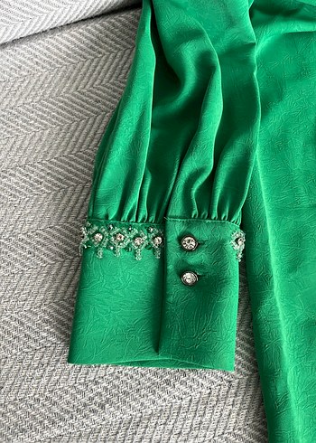 Düğmeli Yeşil Uzun Kollu Kadın Tunik - Görsel 3