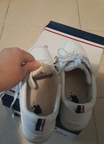 37 Beden beyaz Renk Spor Ayakkabı 37 numara temiz