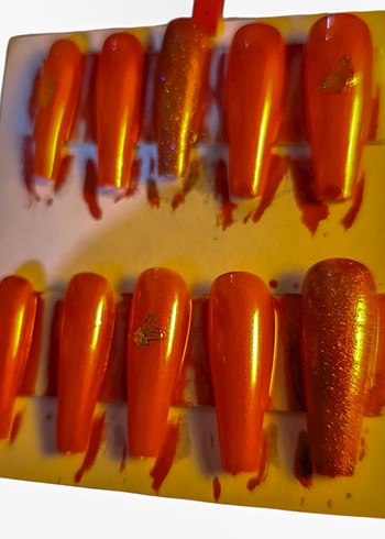 Parlak sedefli kirmizi Tırnak Süsleri - Görsel 2