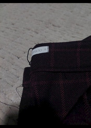 Bordo Kemerli Midi Kumaş Pantolon - Görsel 3