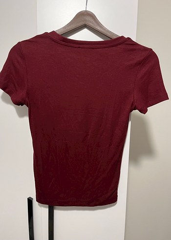 Bordo V Yaka Kısa Kollu Kadın Tişört - Görsel 2