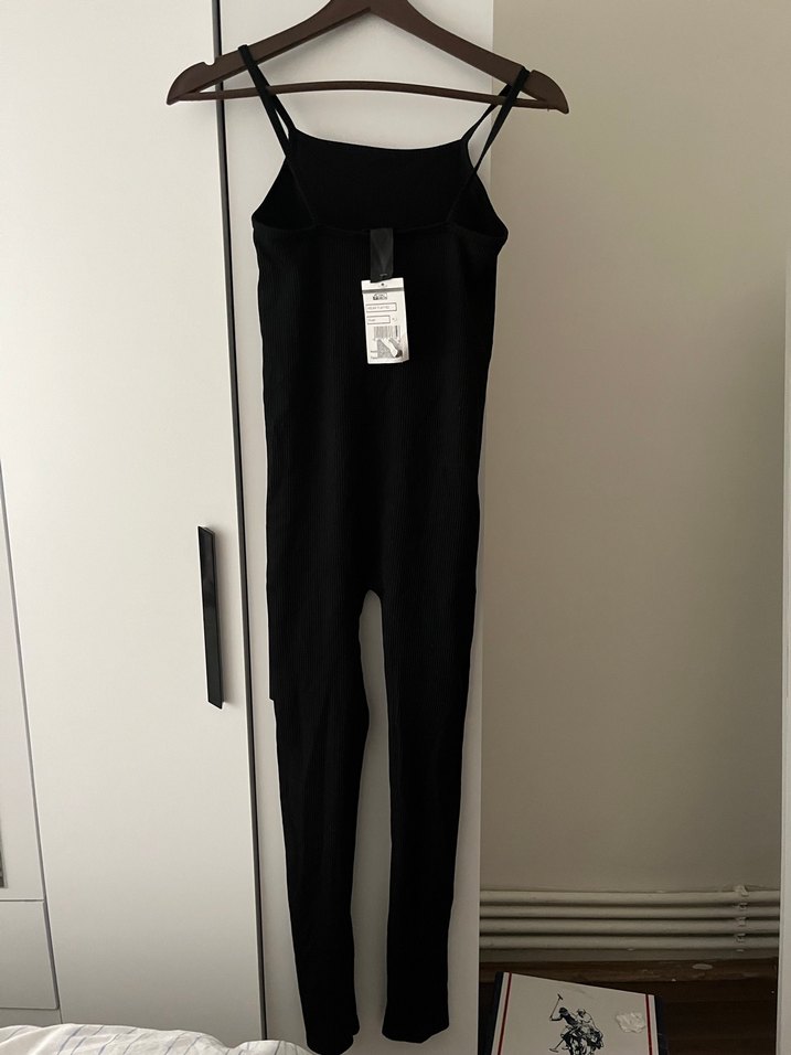 Siyah İnce Askılı Kadın Tulum - Görsel 2