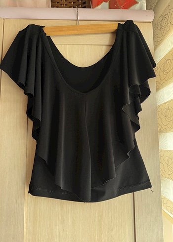 Siyah V Yakalı Fırfırlı Kısa Kollu Bluz - Görsel 2