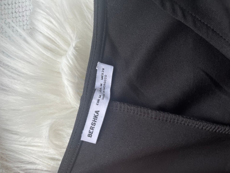 Siyah Bershka Elbise - Görsel 4