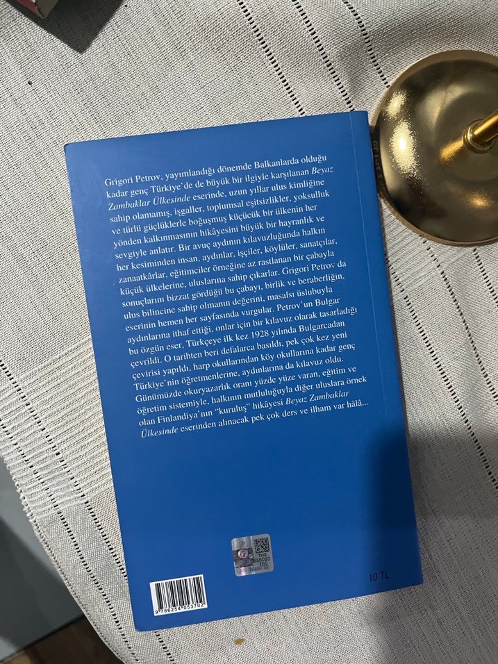 Beyaz Zambaklar Ülkesinde - Grigori Petrov - Görsel 2