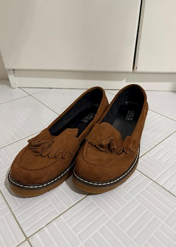 Kahverengi Püsküllü Süet Kadın Loafer - Görsel 2