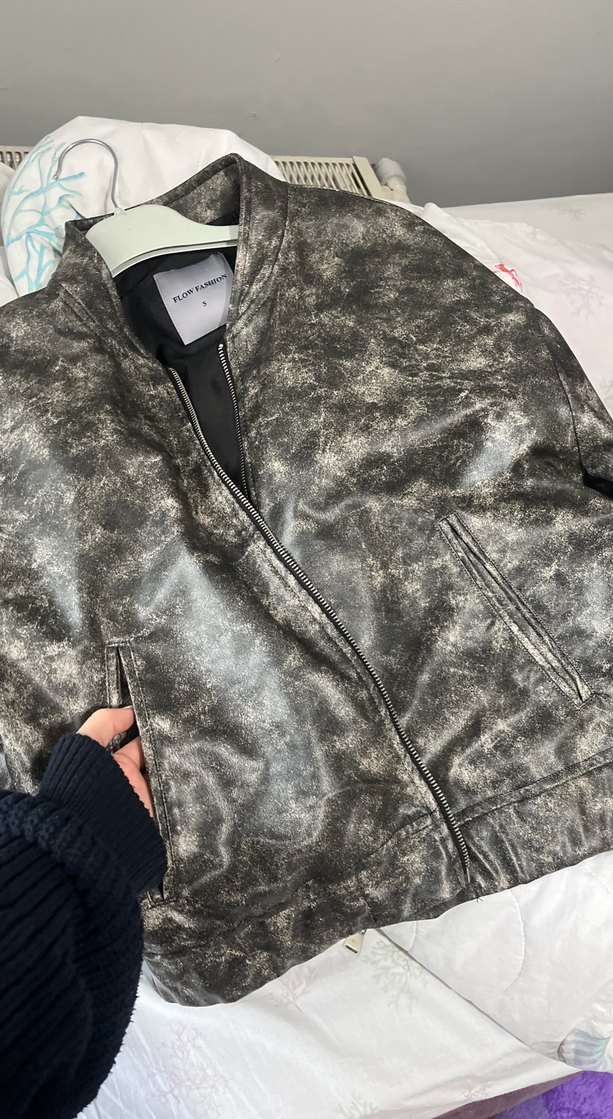 Gri Batik Desenli Deri Kadın Ceket - Görsel 3