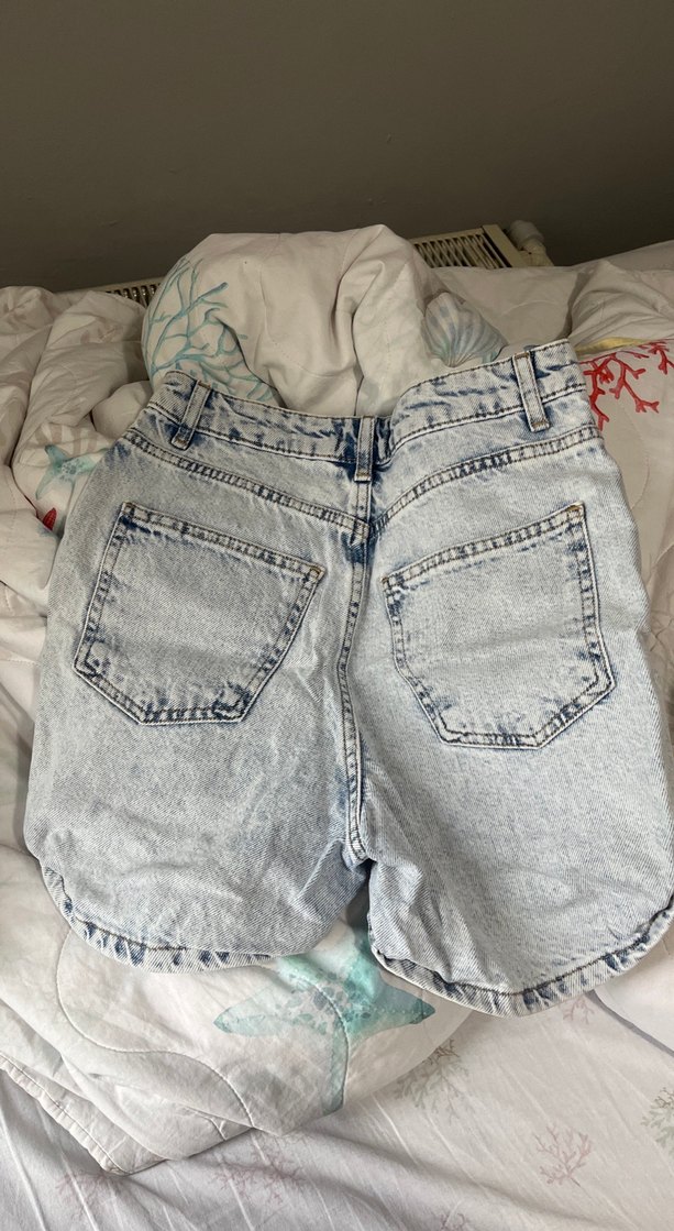 Düğmeli Gri Mini Denim Şort - Görsel 2