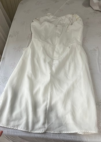 Beyaz Straplez Uzun Mini Gelinlik - Görsel 2