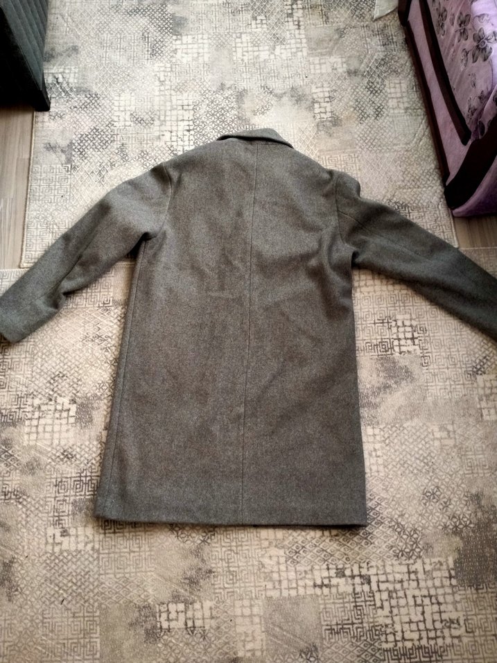 Gri Düğmeli Erkek Midi Kaban - Görsel 3