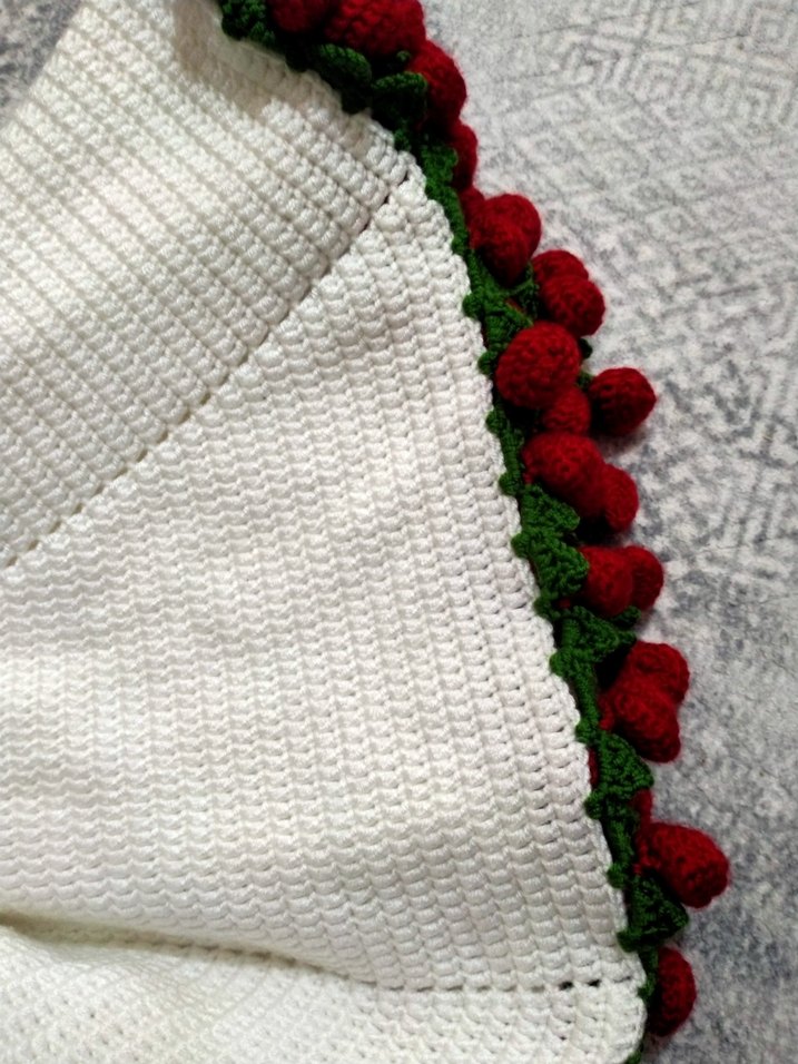 El Örgüsü Kırmızı Güller Buket Battaniye - Görsel 5