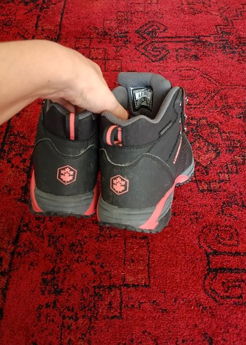 37 Beden kırmızı Renk kar botu