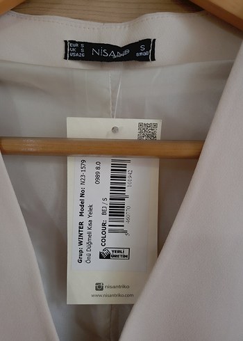 Nine West Bej Düğmeli Kadın Yelek