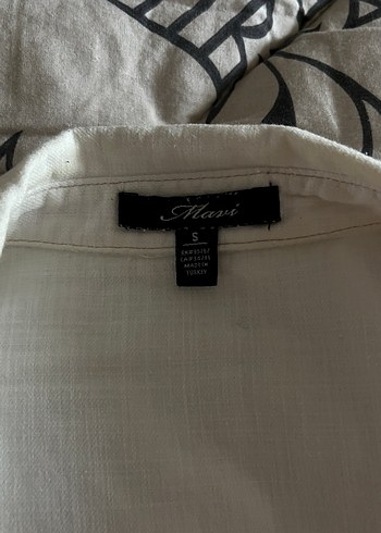 Düğmeli Beyaz Keten Gömlek - Görsel 2