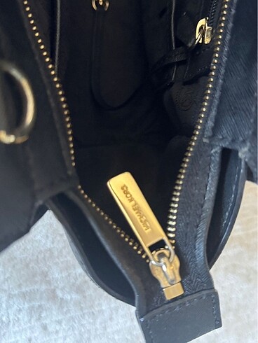  Beden Michael Kors Selma Gold Stud Çanta
