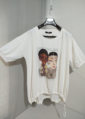 Beyaz Baskılı Kısa Kollu Kadın Tişört - Görsel 10