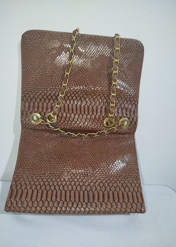 Zincir Detaylı Kahverengi Yılan Desenli Deri Çanta - Görsel 9