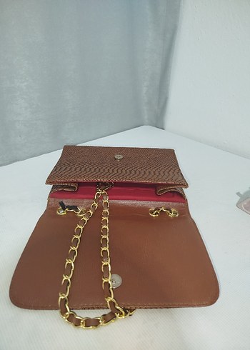 Zincir Detaylı Kahverengi Yılan Desenli Deri Çanta - Görsel 5