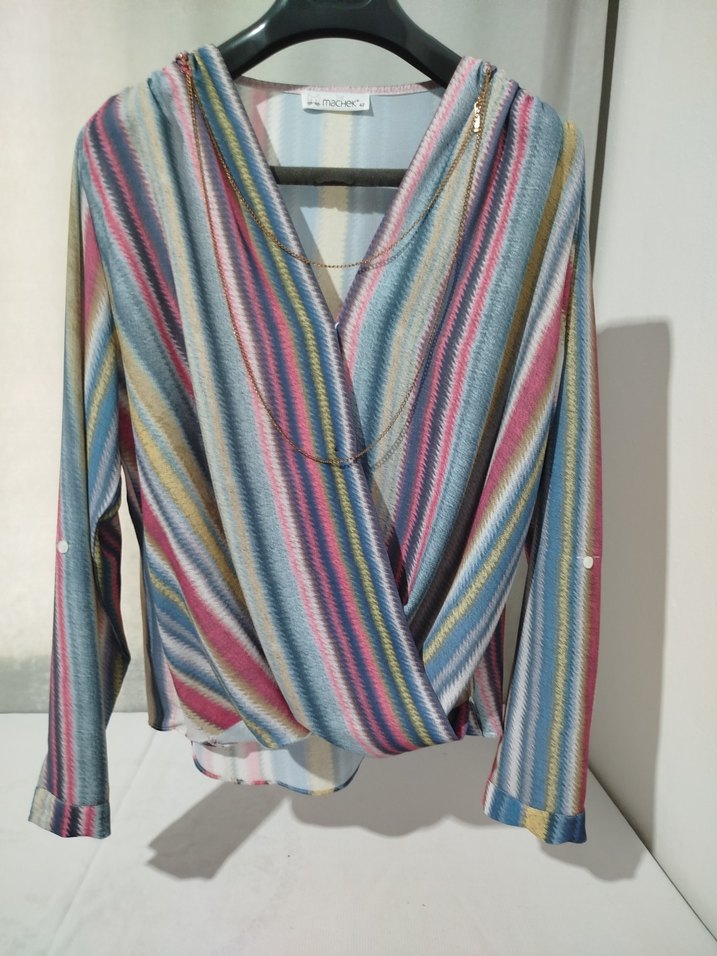 Bohem Tarzlı V Yaka Uzun Kollu Bluz - Görsel 3