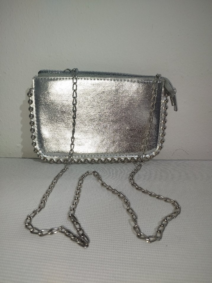 Gri Yılan Desenli Zincir Detaylı Deri Çanta - Görsel 2