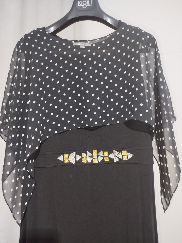 Kemerli Siyah Puantiyeli Uzun Elbise - Görsel 4