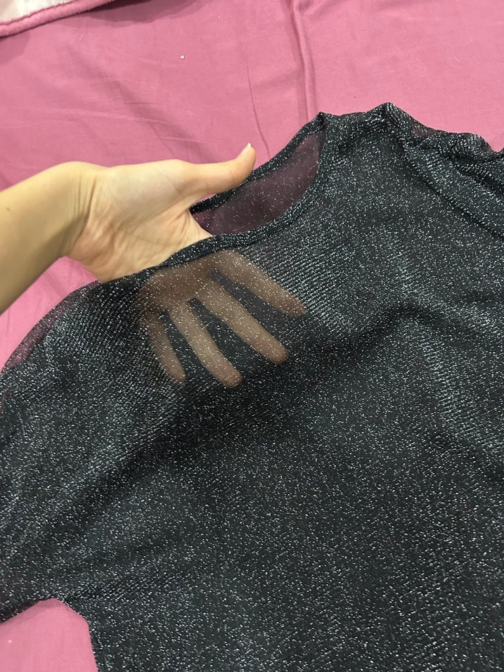 Siyah düşük omuzlu parlak tül - Görsel 4