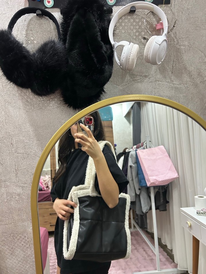 Siyah deri Kürklü Kadın Çanta - Görsel 2