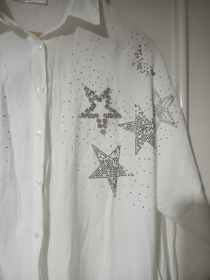  Taşlı Yıldız Detaylı Oversize gömlek - Görsel 2