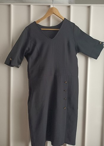 Malina Exclusive siyah düğme detaylı şık elbise - Görsel 3