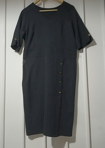 Malina Exclusive siyah düğme detaylı şık elbise - Görsel 6