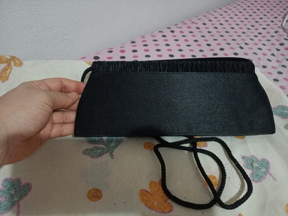 Kadın Siyah Pilili Nakışlı Clutch Çanta - Görsel 3
