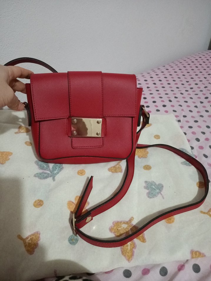 Kırmızı Deri Tokalı Kadın Çanta - Görsel 3