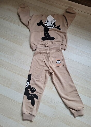 Zara Yeni etiketli 