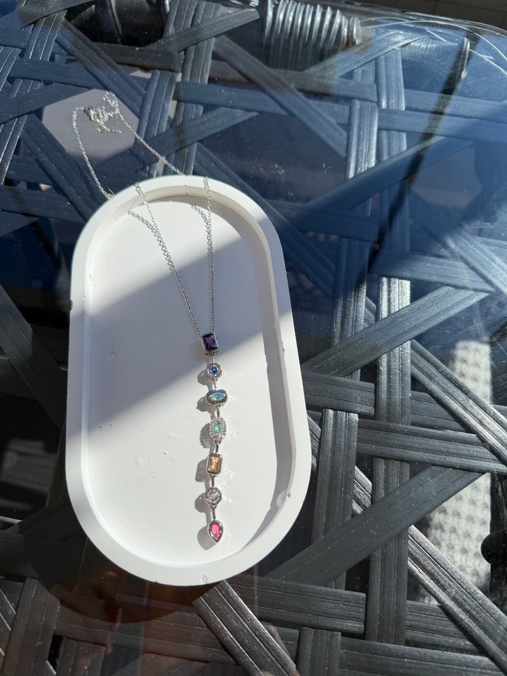 Uzun Zincir Detaylı Çok Renkli Bohem Kolye - Görsel 4