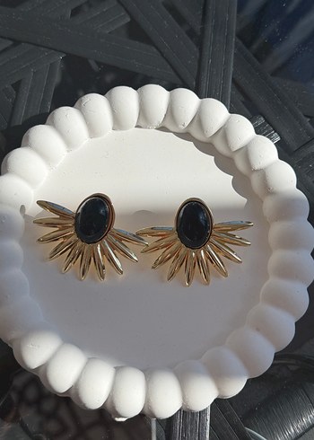 Altın Renkli Mini Boncuklu Küpe - Görsel 2