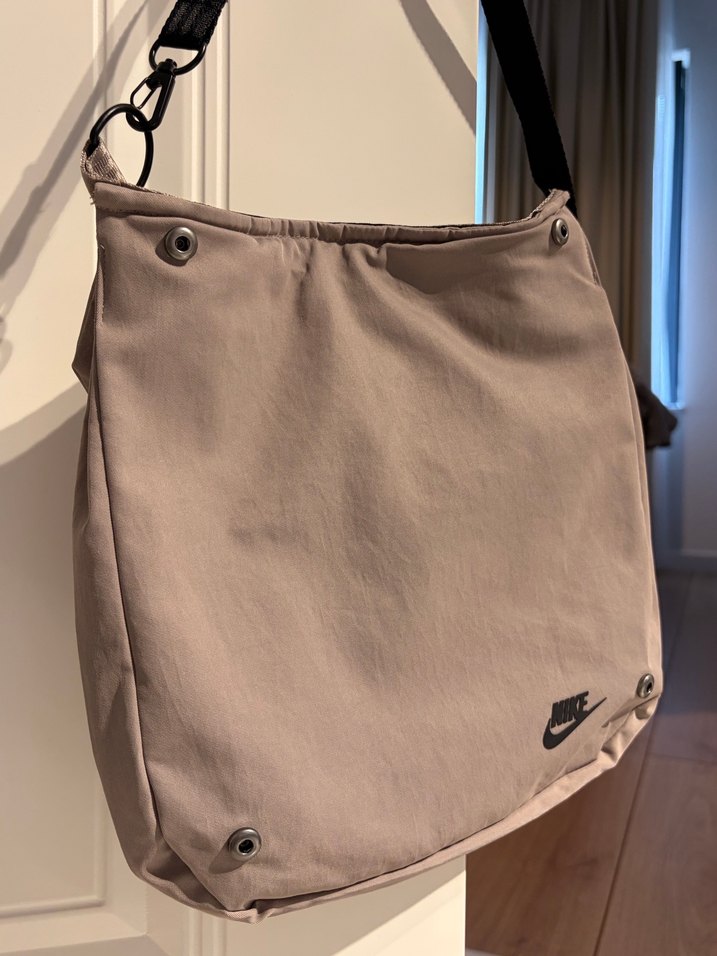 Nike Thermafit Fermuarlı Erkek Yelek DD6636-087 - Görsel 4