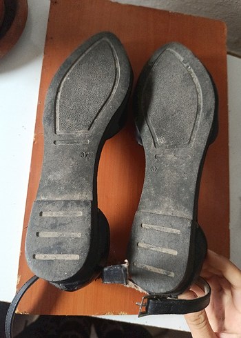 Siyah Kadın Babet - Görsel 3