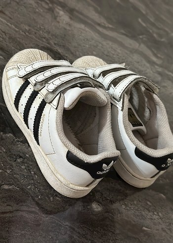 Beyaz Adidas Süperstar Erkek Çocuk Spor Ayakkabısı - Görsel 2