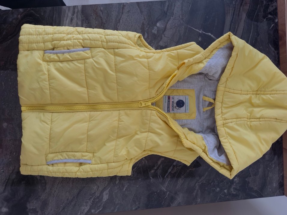 Sarı Kapüşonlu Erkek Çocuk Yelek - Görsel 2