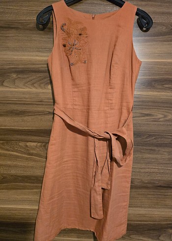 Kahverengi Nakışlı Keten Midi Elbise - Görsel 4