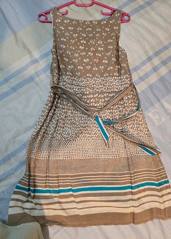 Bej V Yaka Kolsuz Salaş Kadın Elbise - Görsel 2