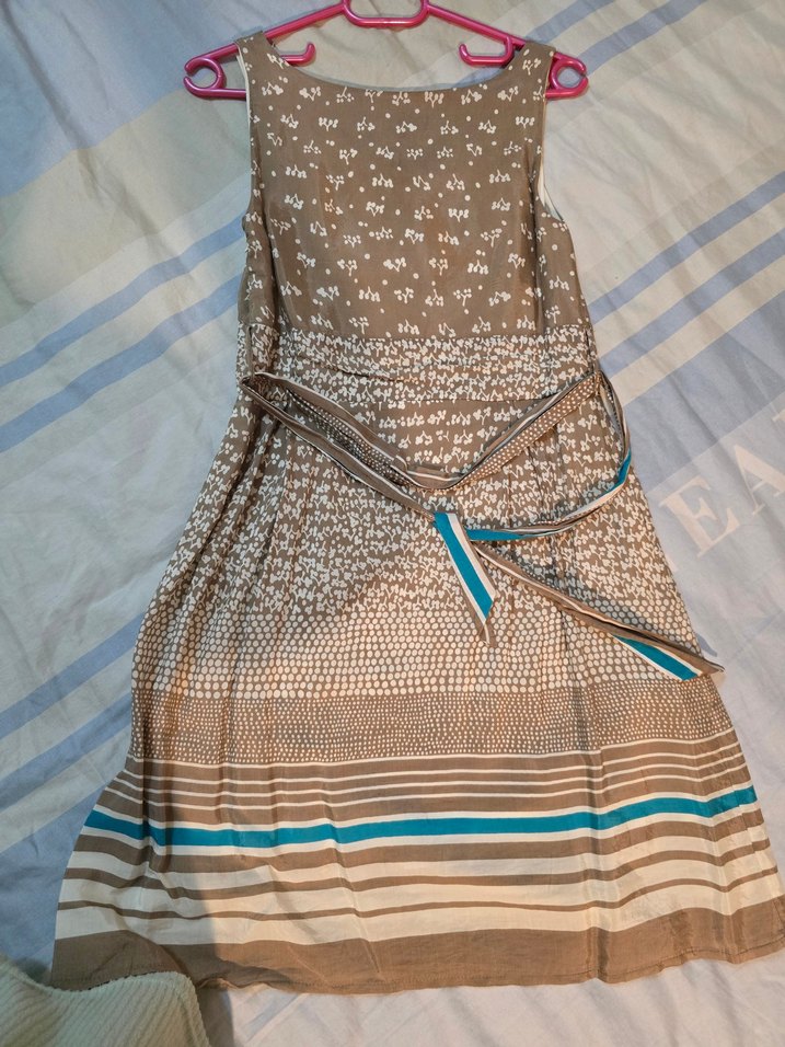 Bej V Yaka Kolsuz Salaş Kadın Elbise - Görsel 2