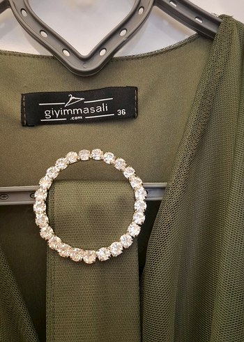 Kemer Detaylı Uzun Haki Abiye Elbise - Görsel 4